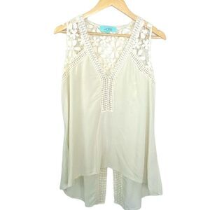 Karlie off white boho crocheted lace detail sleeveless top size medium